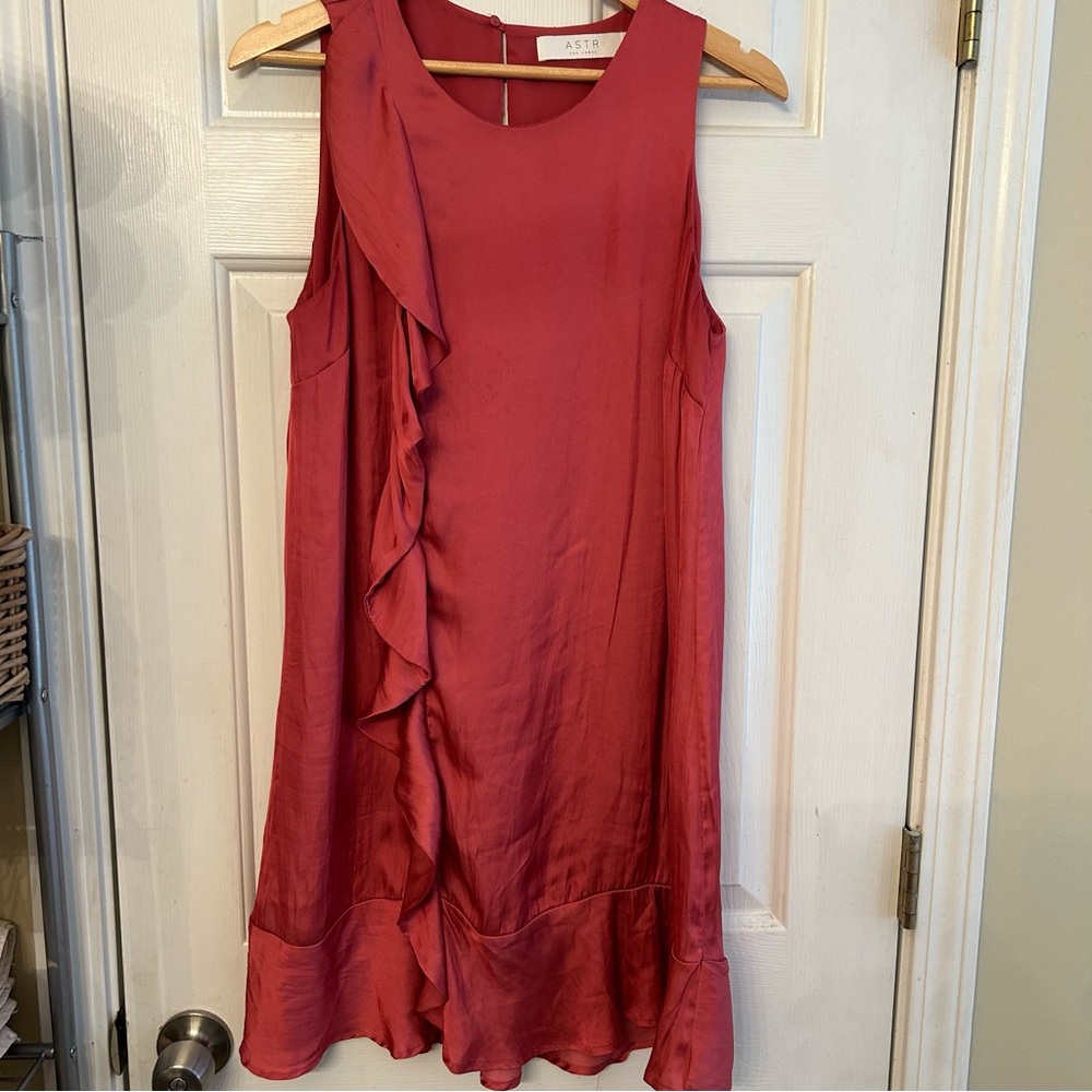 ASTR The Label Pink Asymmetric Mini Silky Ruffle‎ Sleeveless Dress Size M